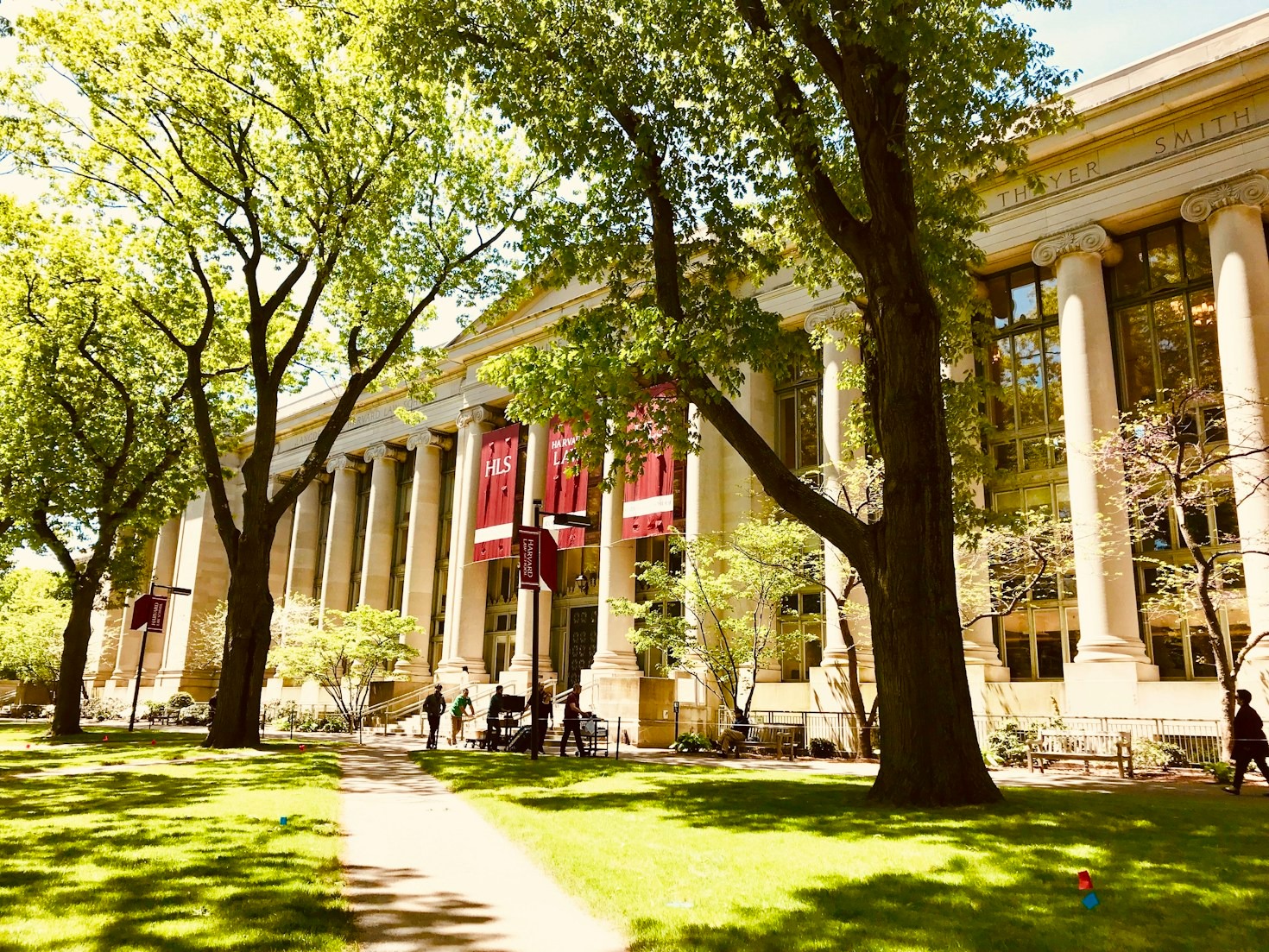 Student Life at the Best Universities in the UK